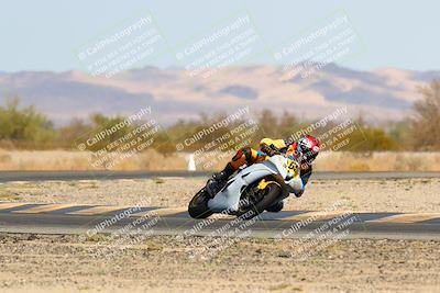 media/Apr-17-2022-CVMA (Sun) [[f474cfa795]]/Race 3 Amateur Supersport Middleweight/